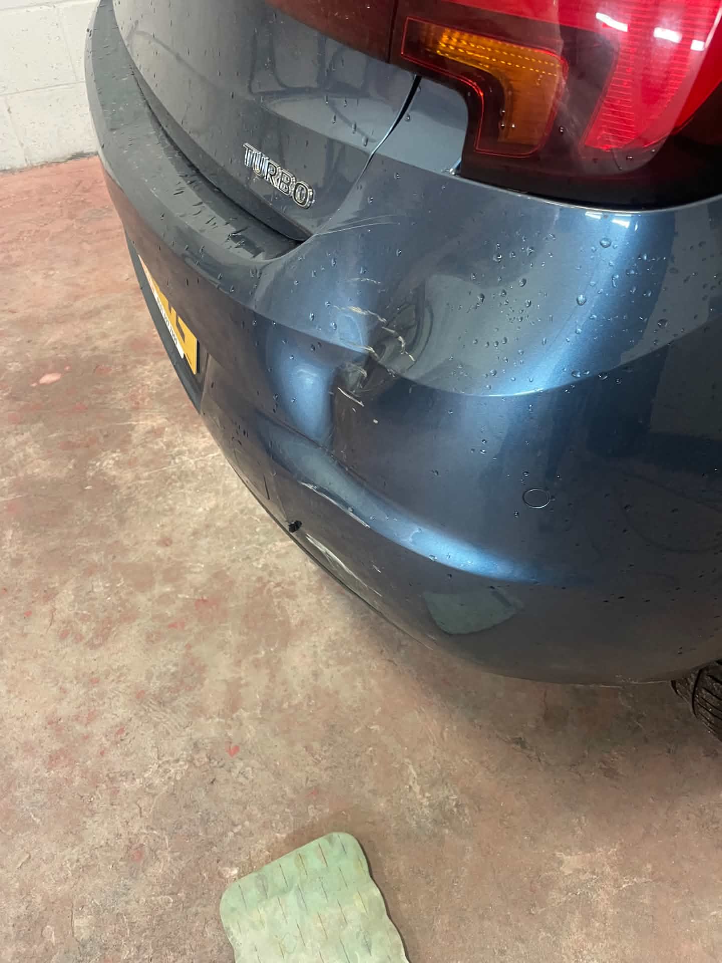 Car bodywork before repair